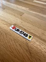 Personalisierbar 3D Autoschild Schlüsselanhänger Uri