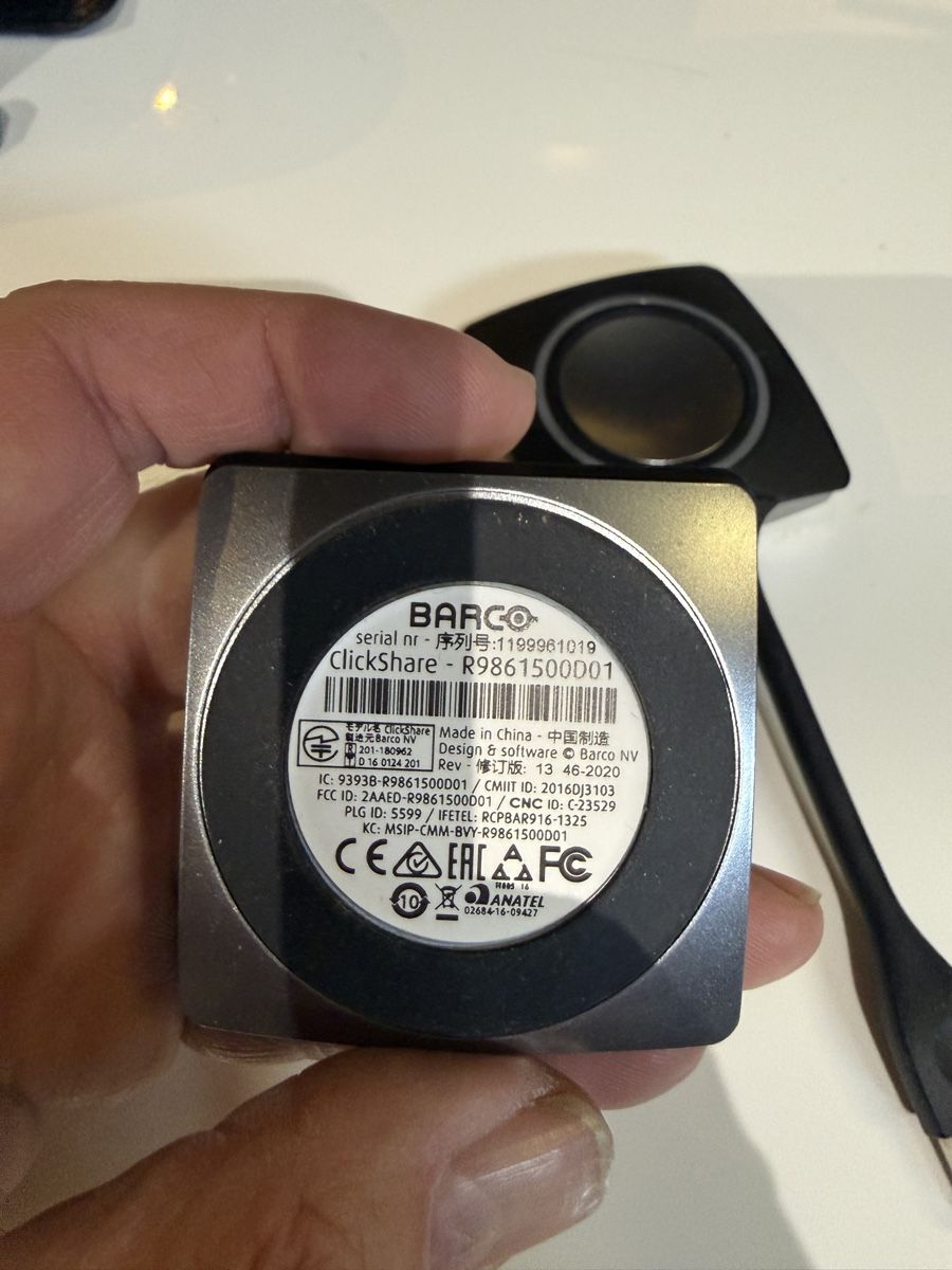 Barco Unità & Adattatore: Clickshare Button 2 Stk einwandfrei – Usato da dietlikon venduto da avspalinger 1