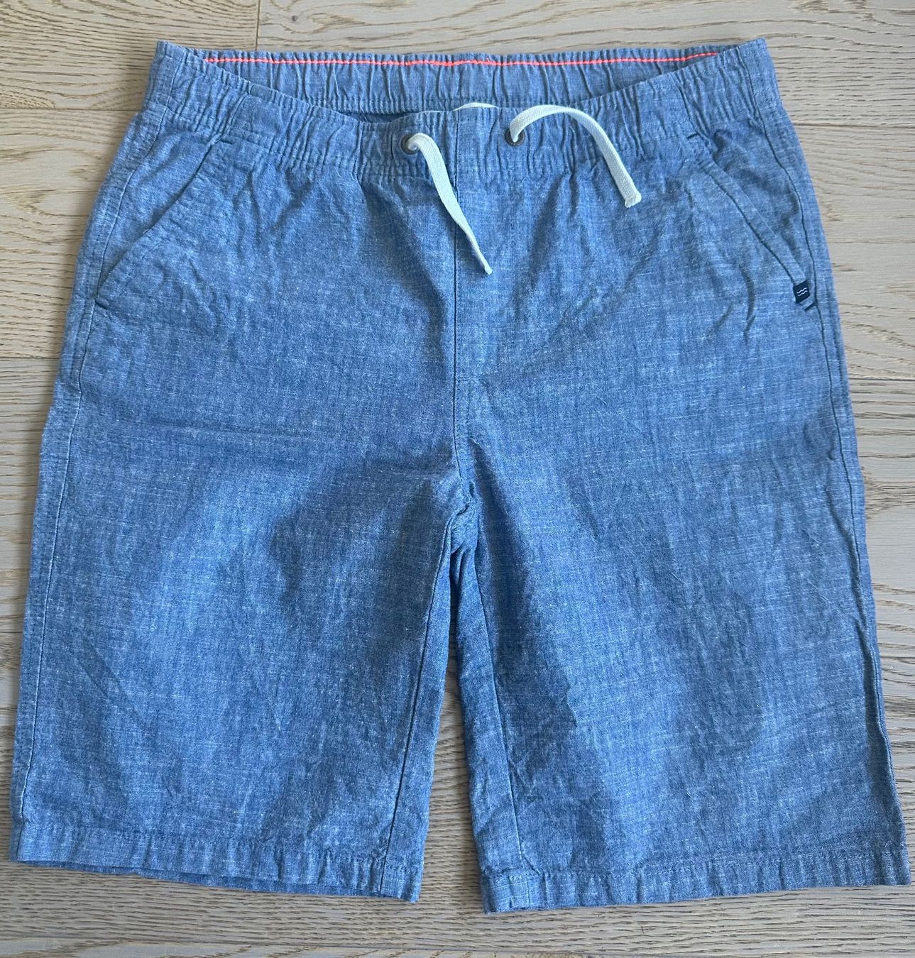 H&M Pantaloni: Sommer Shorts - Top Zustand! – Nuovo (secondo la descrizione) da Abtwil SG venduto da sinsky_ 1