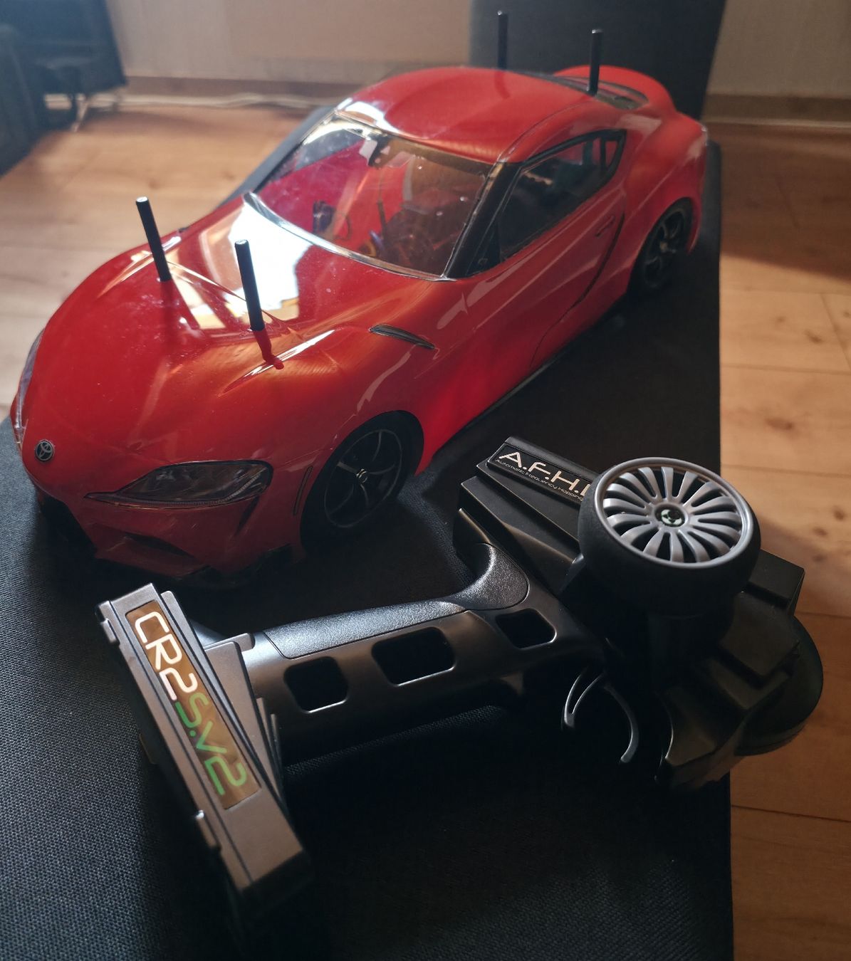 Tamiya Modellismo RC: Tamiya TT-02 Toyota Supra  – Usato da Chavannes-le-Chêne venduto da Flovw 4