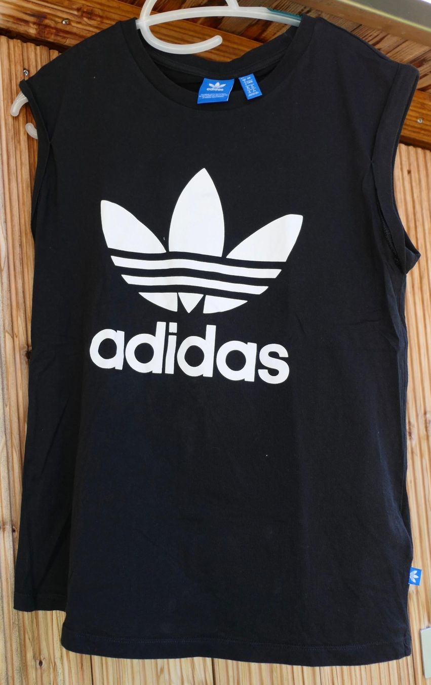 Adidas T-Shirts: T-Shirt kurzarm – Gebraucht aus Münchenbuchsee von Yothu