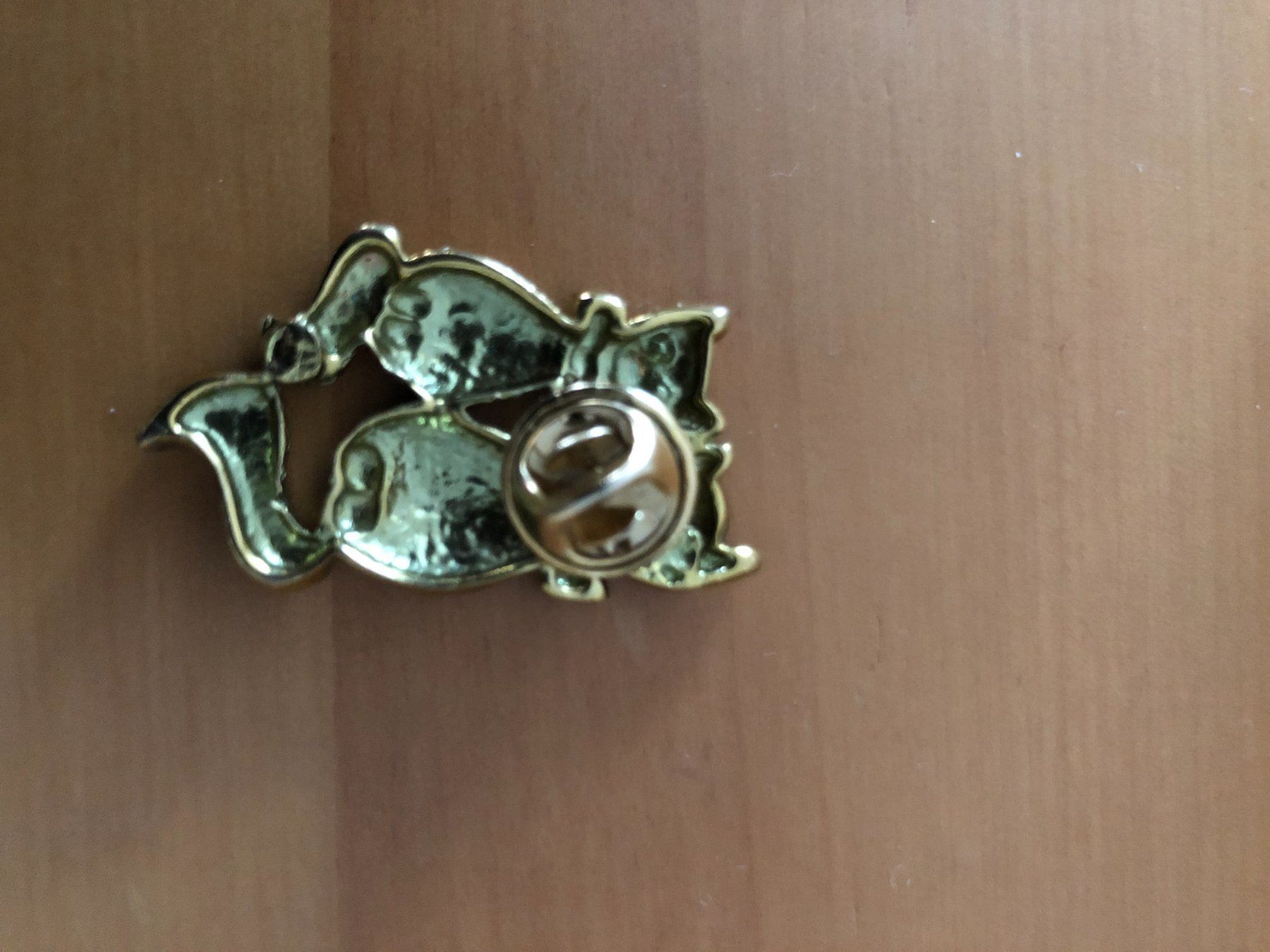 Figuren: Goldener Katzenpin – Gebraucht aus Landquart von interesse63 3