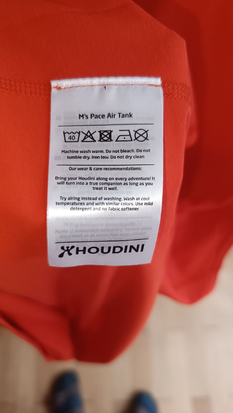 T-shirt: Houdini Sport Tanktop – Nuovo (secondo la descrizione) da Basel venduto da froehlicherVagabund 4