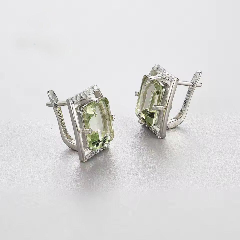 Ohrringe & -stecker: Ohrringe, Silber mit grünem Amethyst, neu – Neu und originalverpackt aus Laufen von flowerfan 1