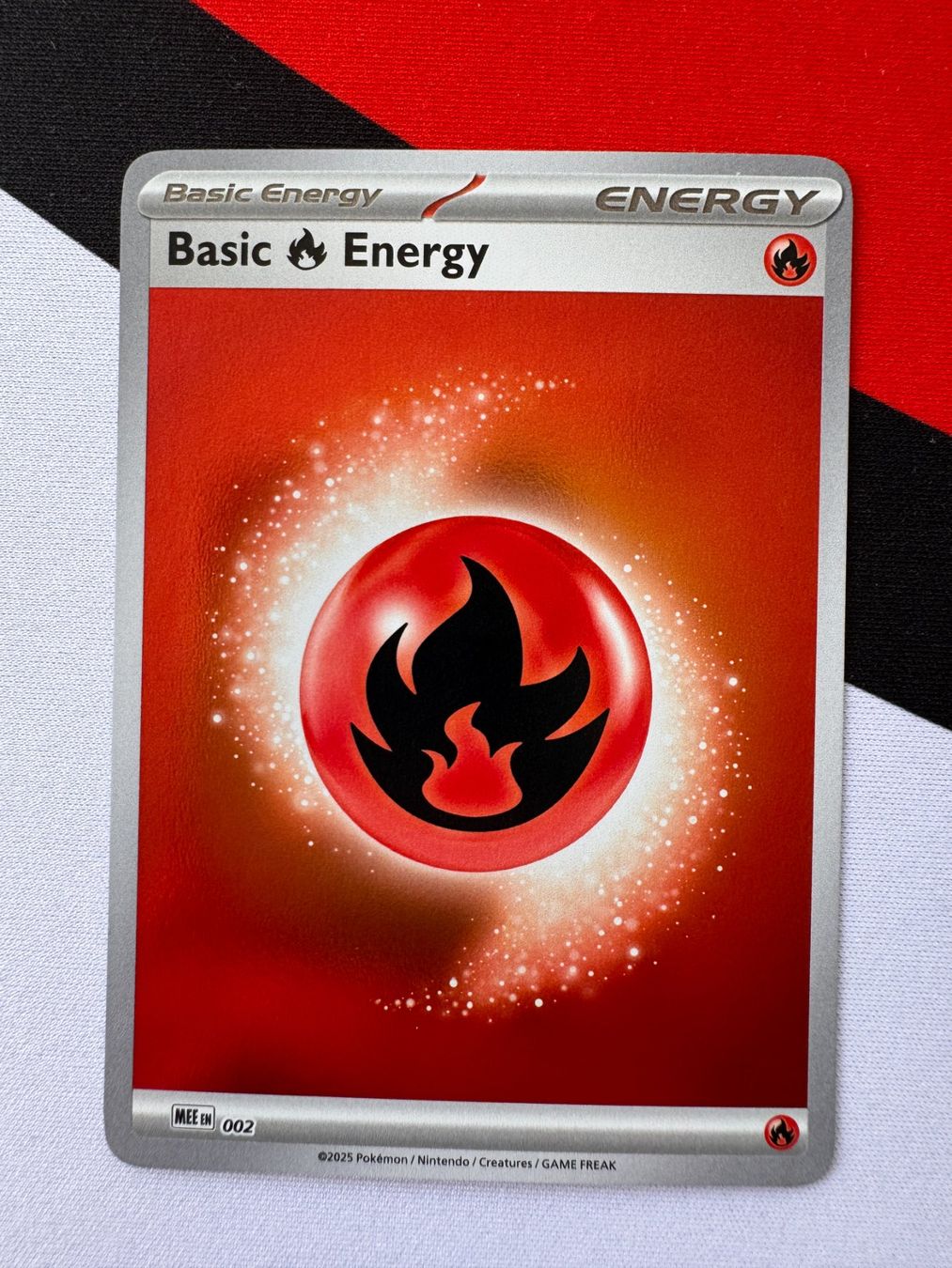 Pokémon Cartes à collectionner: Pokémon TCG - Basic Fire Energy Reverse Holo (MEE002) EN – Neuf (Voir description) à Oberwil BL par Chelsea26