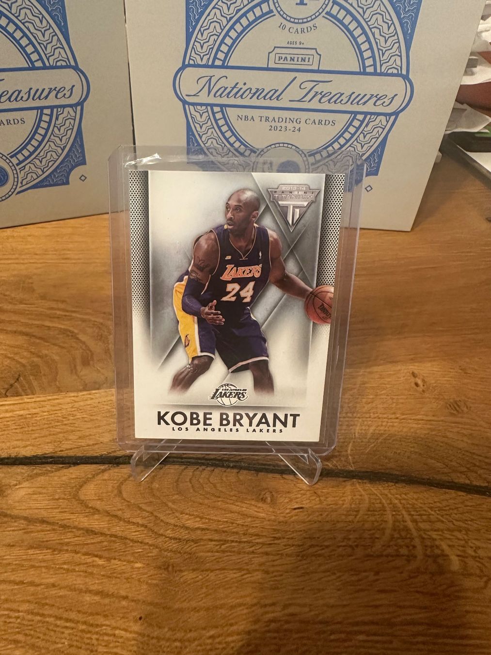 Panini Carte collezionabili: Carte Panini Kobe Bryant 2013-14 Titanium – Usato da Vullierens venduto da Gaara04