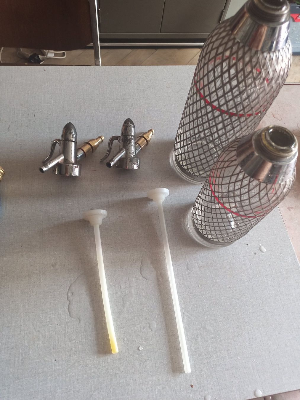 Elettrodomestici da cucina: 2 x Soda Seltzer Siphon Syphon Vintage – Usato da Zürich venduto da zmizmi 5