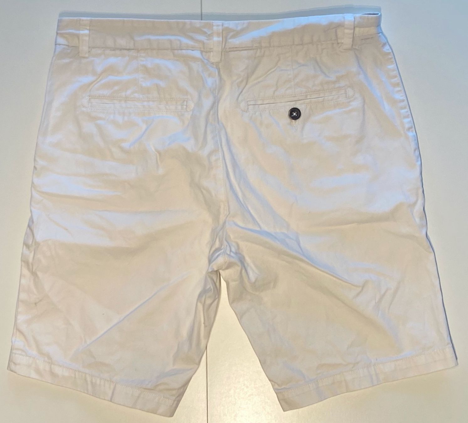 Next Hosen: Next Shorts - Grösse EUR 40 – Gebraucht aus Engelburg von ynnoc19 3