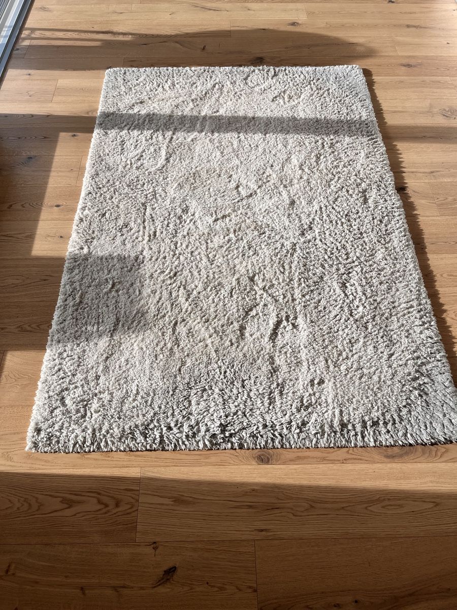 Tappeti: Flauschiger Teppich "Lounge", hellgrau, Top Zustand! – Usato da Oberentfelden venduto da mar_hsq9