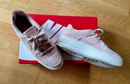 Neu: Nike Schuhe Grösse 38
