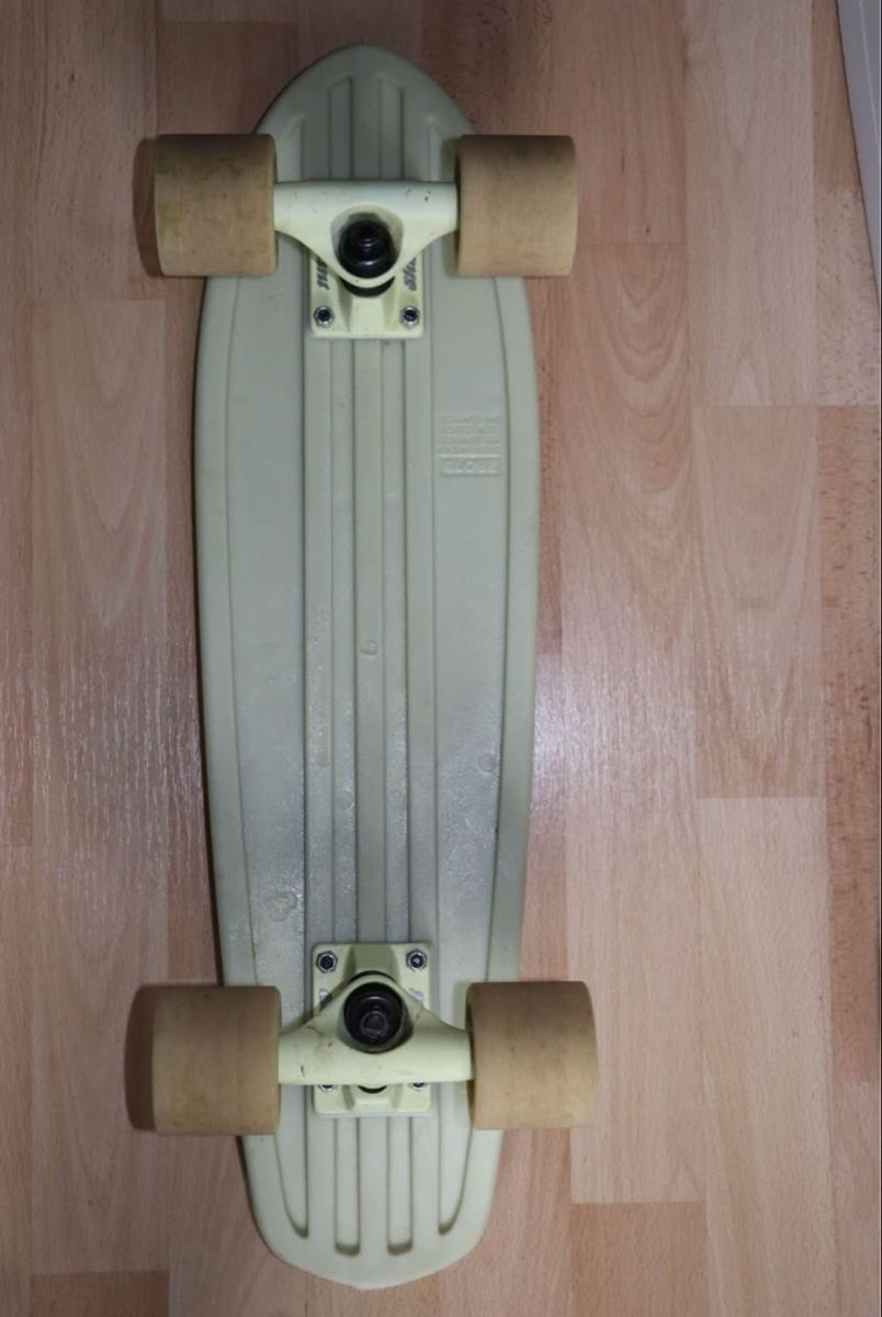 Globe Skateboards: Skateboard Globe Bantam Glow in the Dark – Usato da Lausanne venduto da hen_p2mh 1