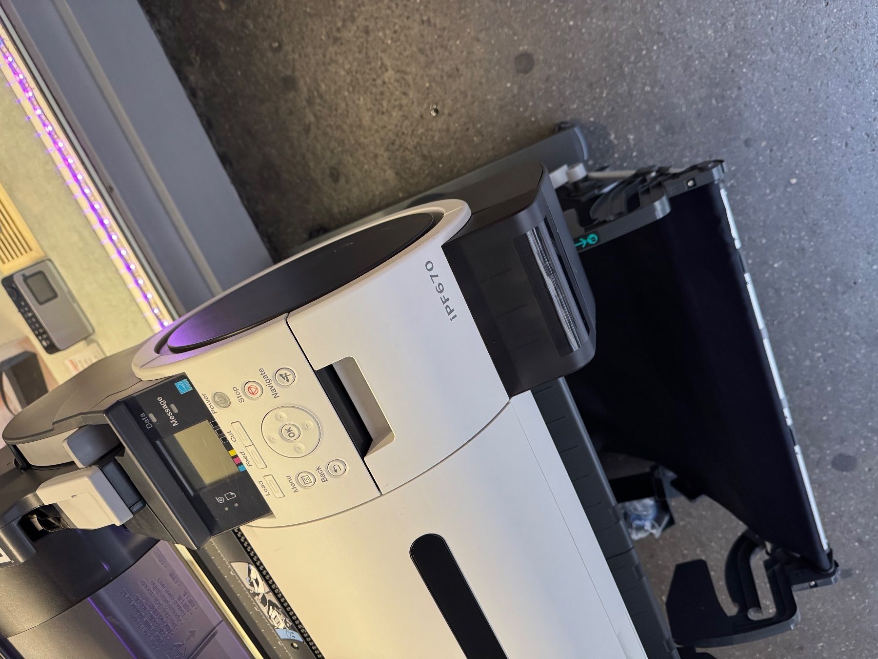 Canon Stampanti: CANON  PLOTTER DRUCKER  ipf 670   LIEFERUNG GRATIS – Usato da Thun venduto da altstadt-thun 6