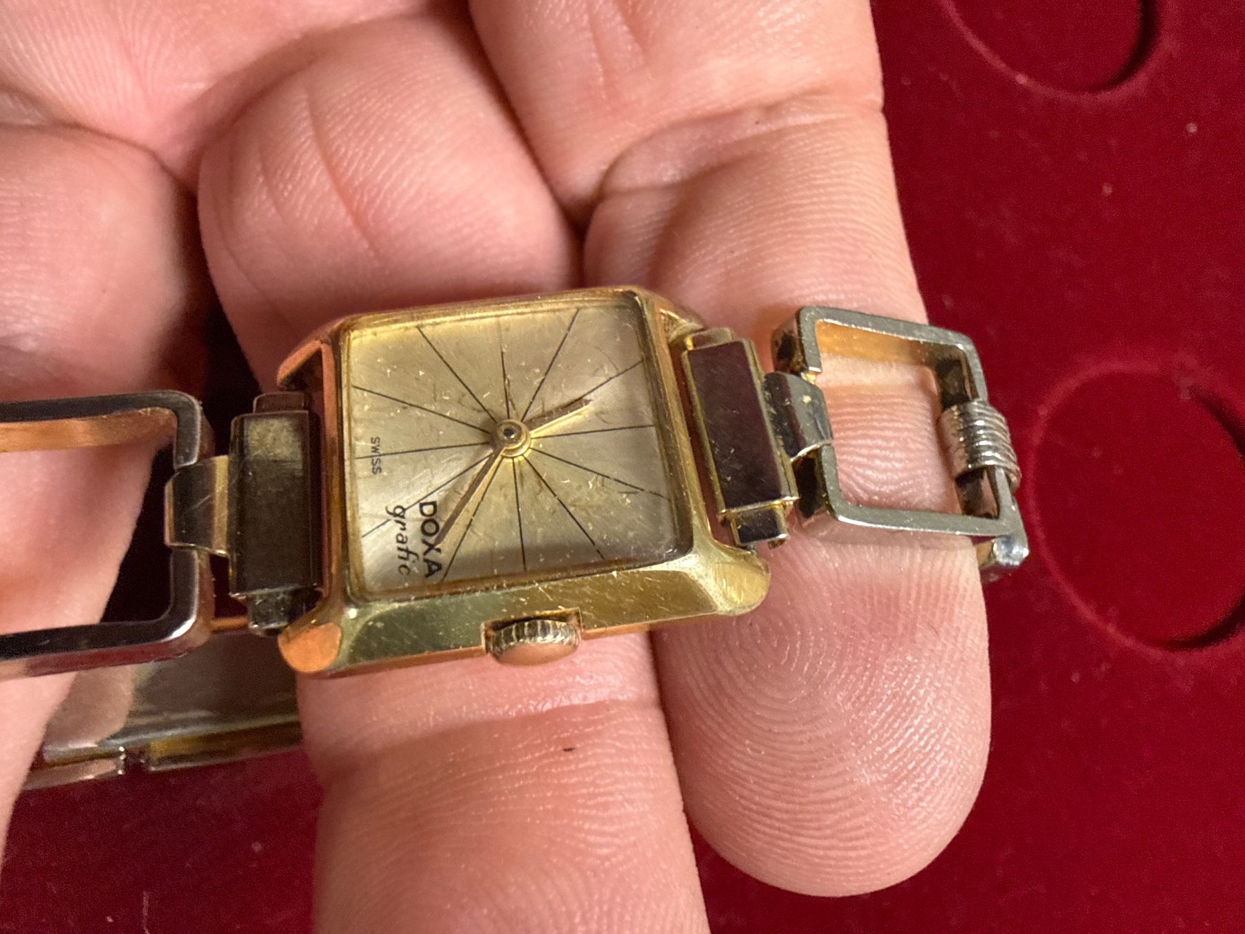 Doxa Uhren: Doxa Grafic 18.5 mm – Gebraucht aus Pfeffingen von Allhandelklgwatches 1