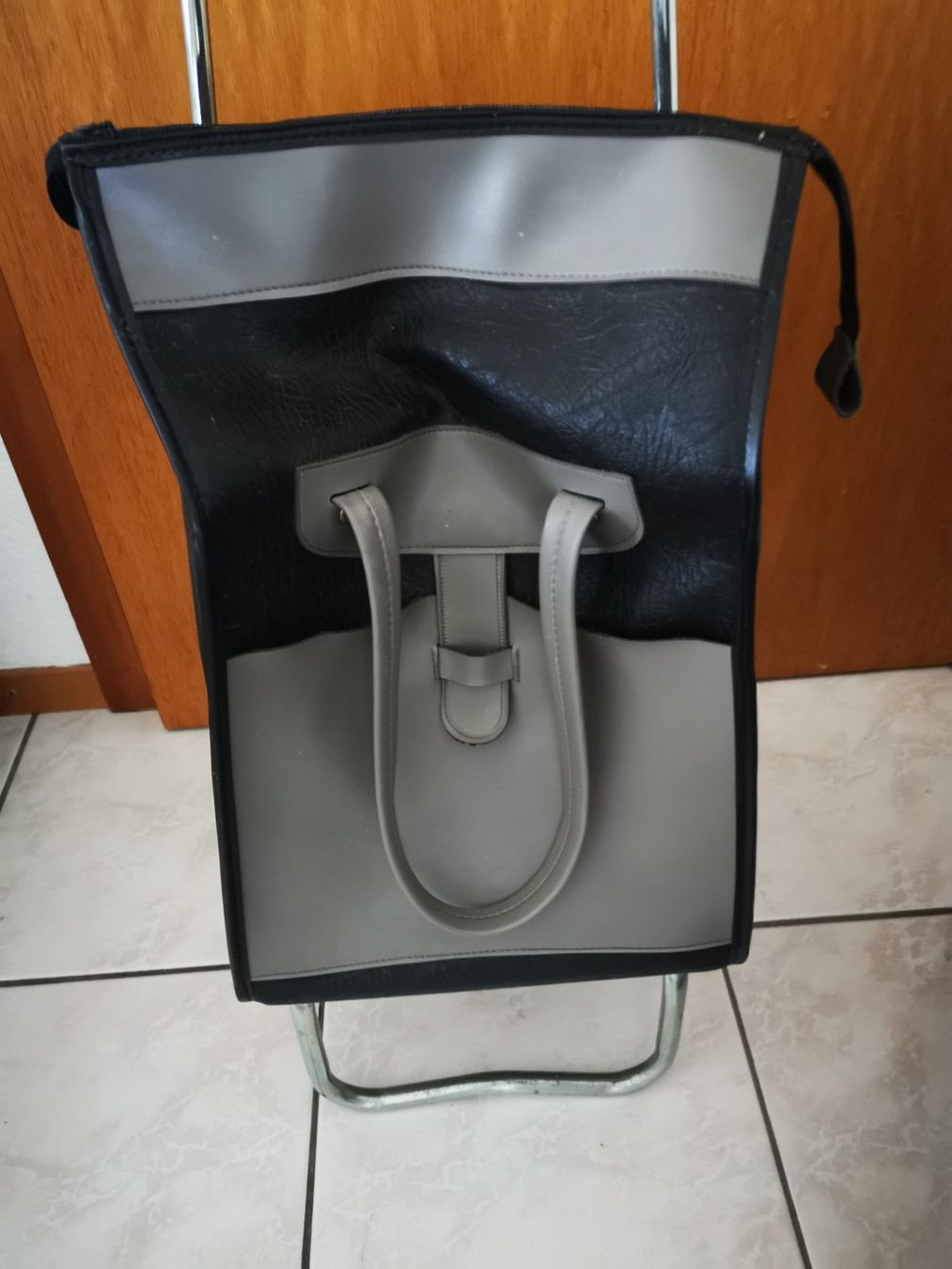 Sonstiges für Haushalt & Wohnen: Chariot de courses Andersen pliable, pratique et léger – Gebraucht aus Courtepin von Marisou2 1