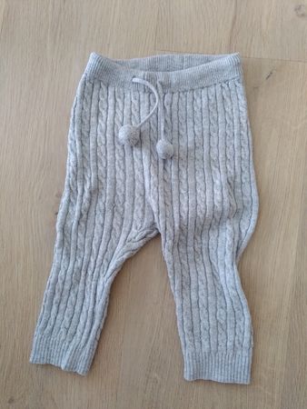 Graue Hose aus Baumwollstick - Grösse 74