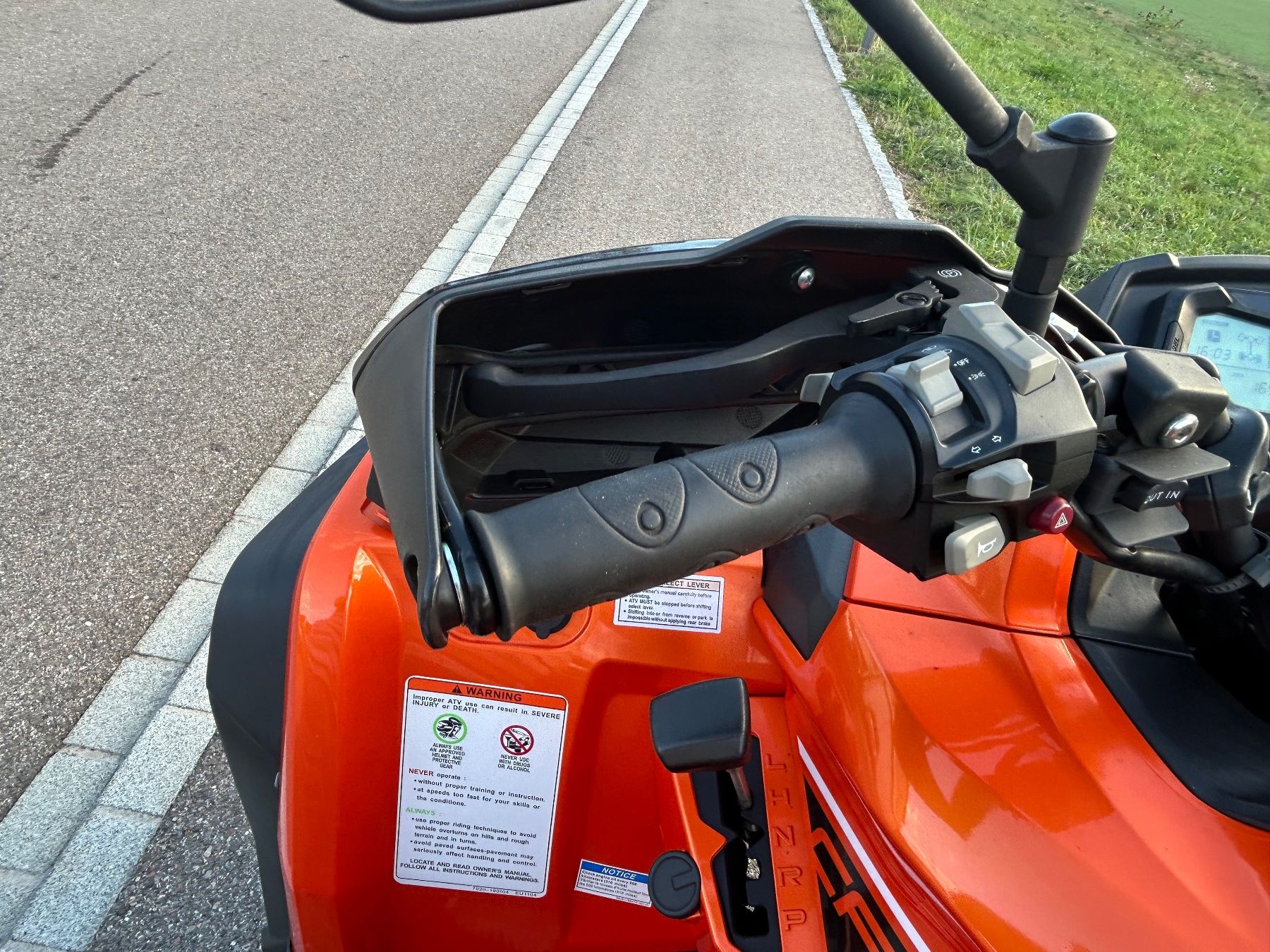 Cf Moto ATVs / Quads: Kleinmotorfarzeug  CF  850  XC – Gebraucht aus Frick von hipi33 3