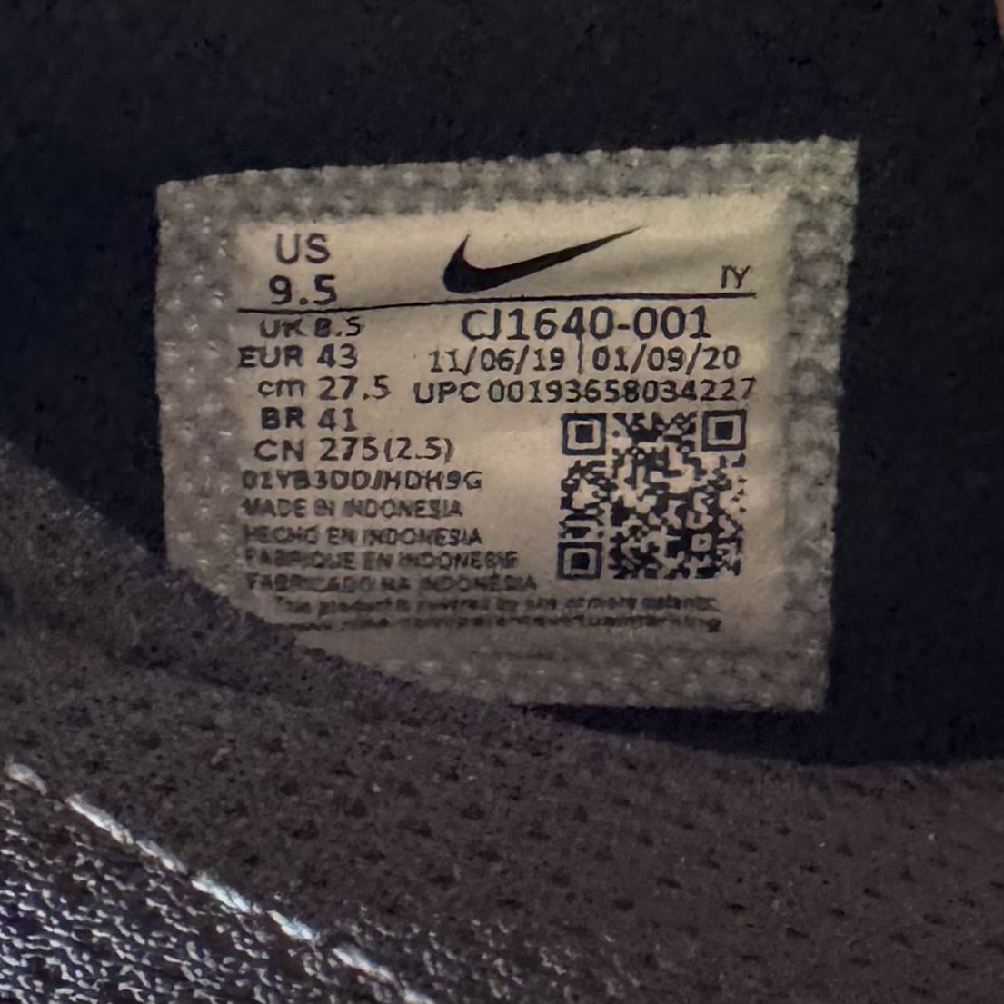 Nike Scarpe da uomo: Nike Squash-Type N.354 Black Anthracite – Usato da Lausanne 26 venduto da baptistevgl 4