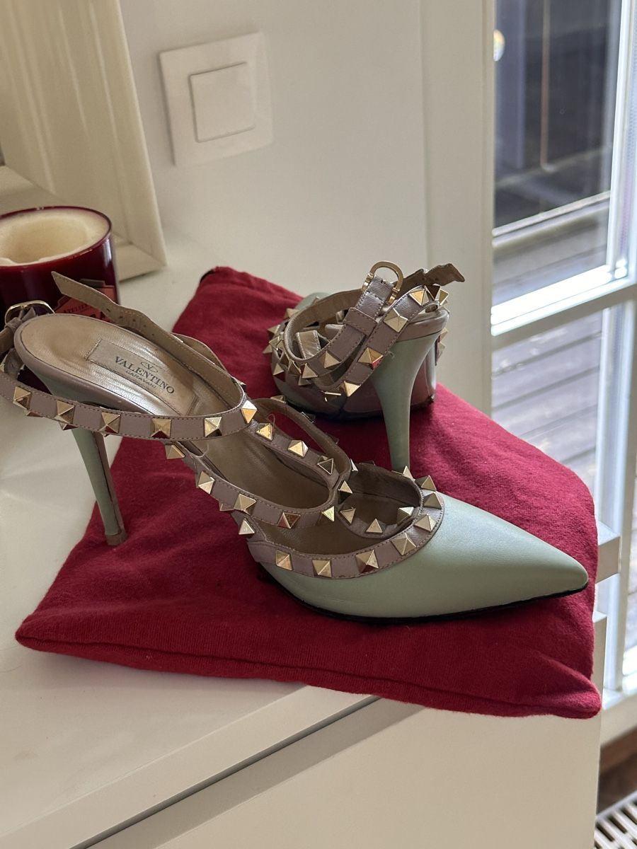 Valentino Damenschuhe: Valentino Garavani Rockstud  – Gebraucht aus Mies von larmela 2