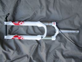 RockShox remote  Federgabel 26" 100mm tapered