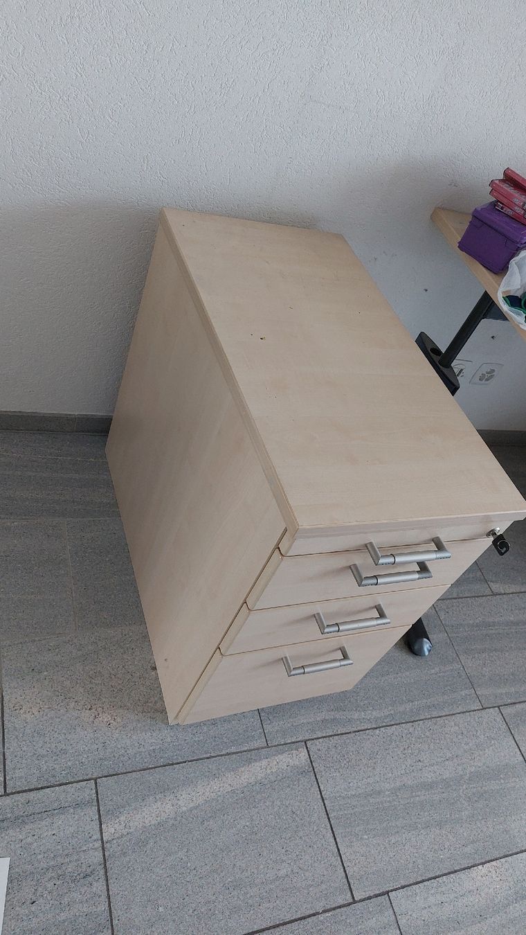 Cassettiere: Schubladenkorpus abschliessbar – Usato da Baar venduto da max_vj55
