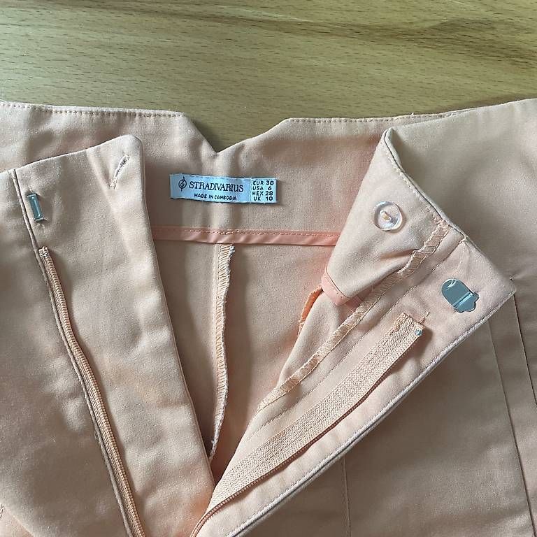 Pantaloni: Shorts Stradivarius 38 – Usato da Itingen venduto da alexasoldie 1