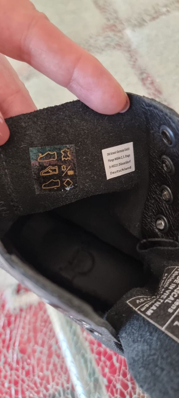 Dr. Martens Damenschuhe: Dr. Martens Gr. 36 – Neu und originalverpackt aus Luzern von Reni025 8