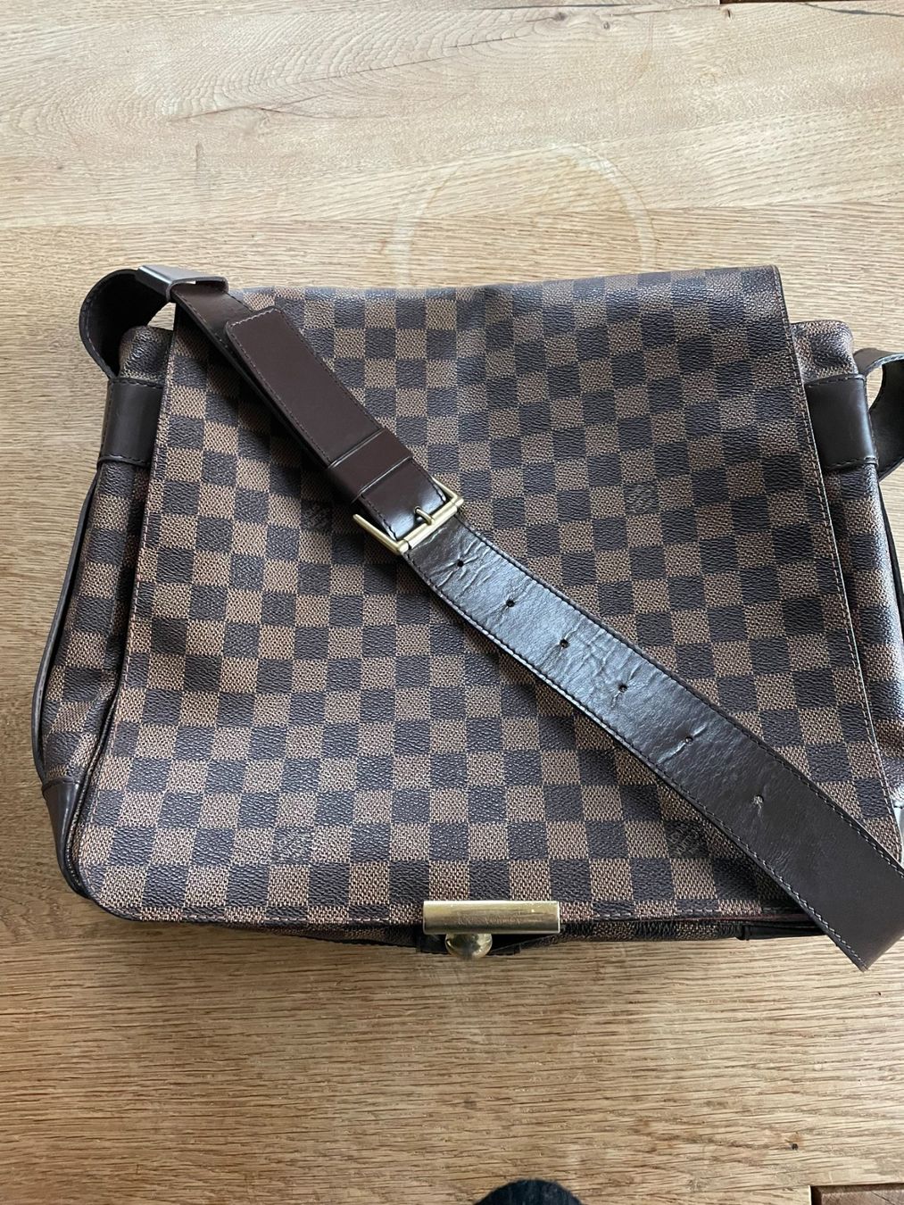Louis Vuitton Borse: LOUIS VUITTON Umhängetasche Original – Nuovo (secondo la descrizione) da Zürich venduto da beyond11 2
