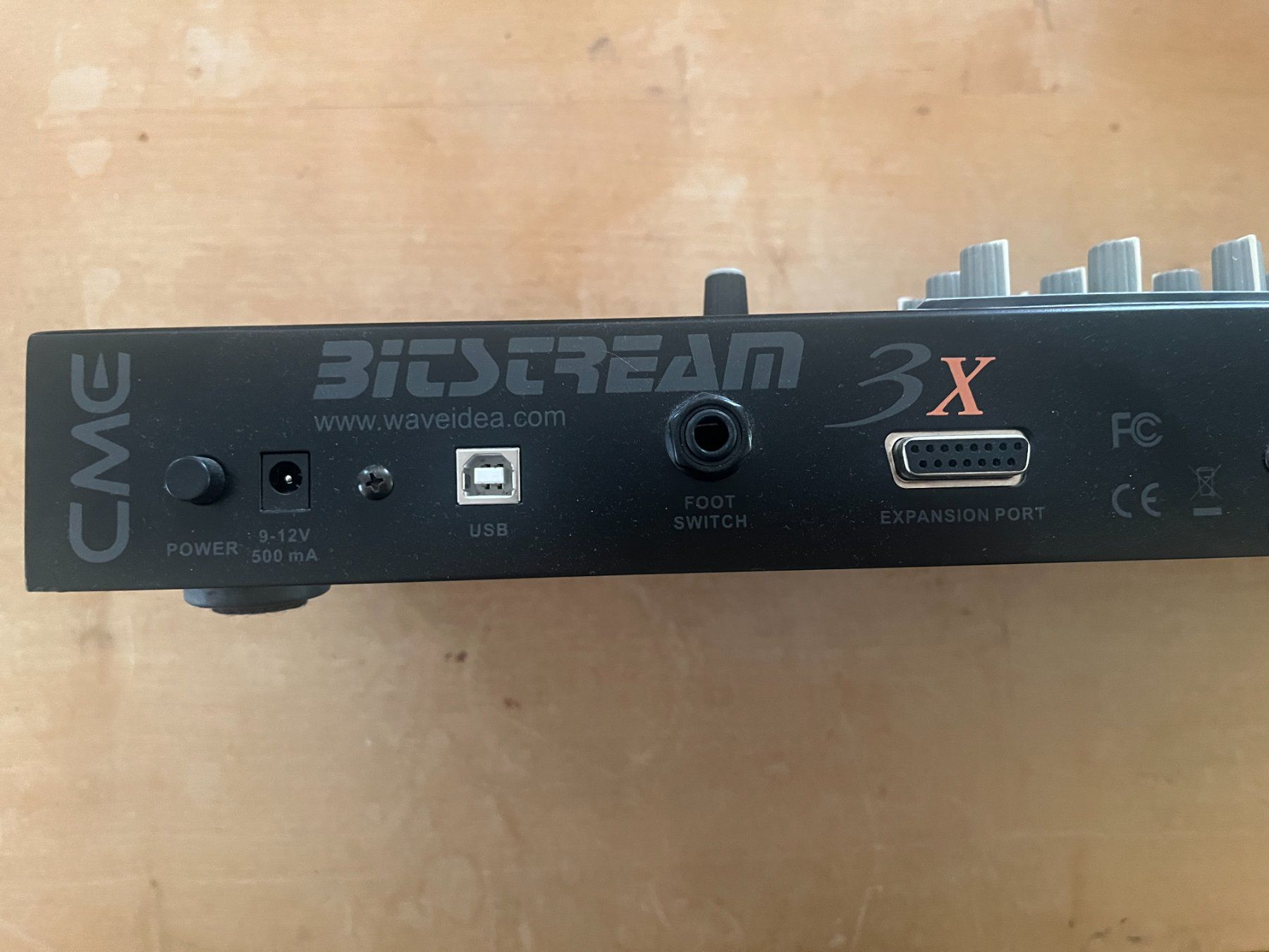 Console di mixaggio: CME Bitstream 3X MIDI Controller - Top Zustand! Studio – Usato da Wermatswil venduto da Alexborg 1