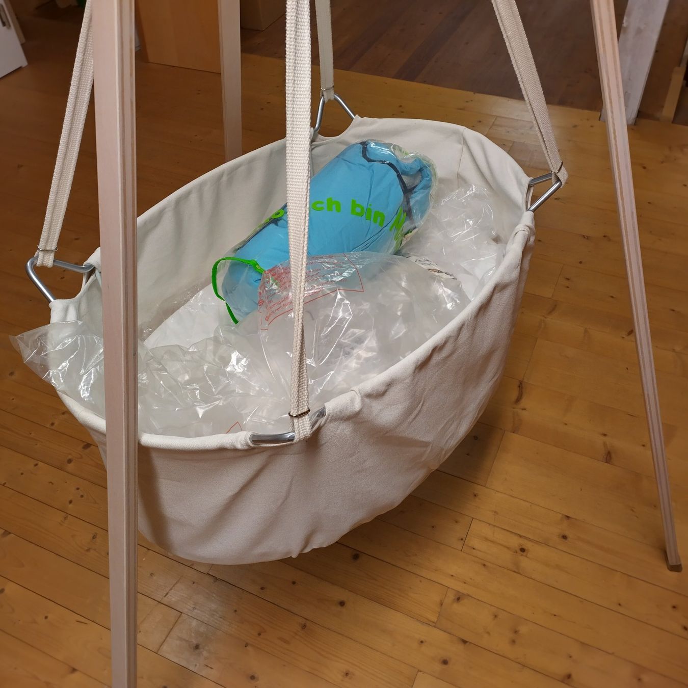 Culle: Leander Classic Wiege mit Stativ / Kinderwiege – Usato da Buttikon SZ venduto da Norbi-99 1