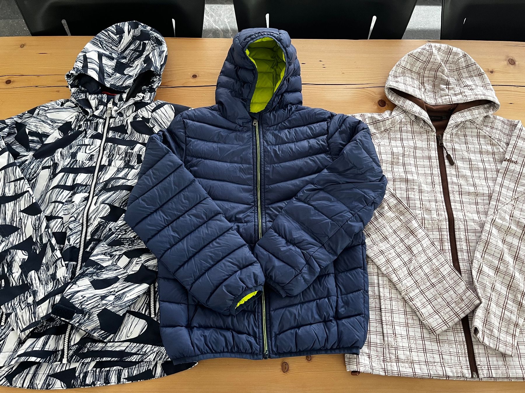 Reima Giacche & Cappotti: Reima Regenjacke & Daunen- Jacke 146/152  + Softshelljacke – Usato da Davos Dorf venduto da AJRMBA
