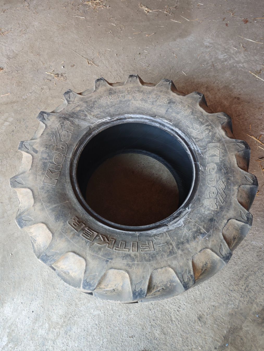 Traktoren: Kleber Fitker 480/70 R24 – Gebraucht aus Oberhasli von Steyr8180 4