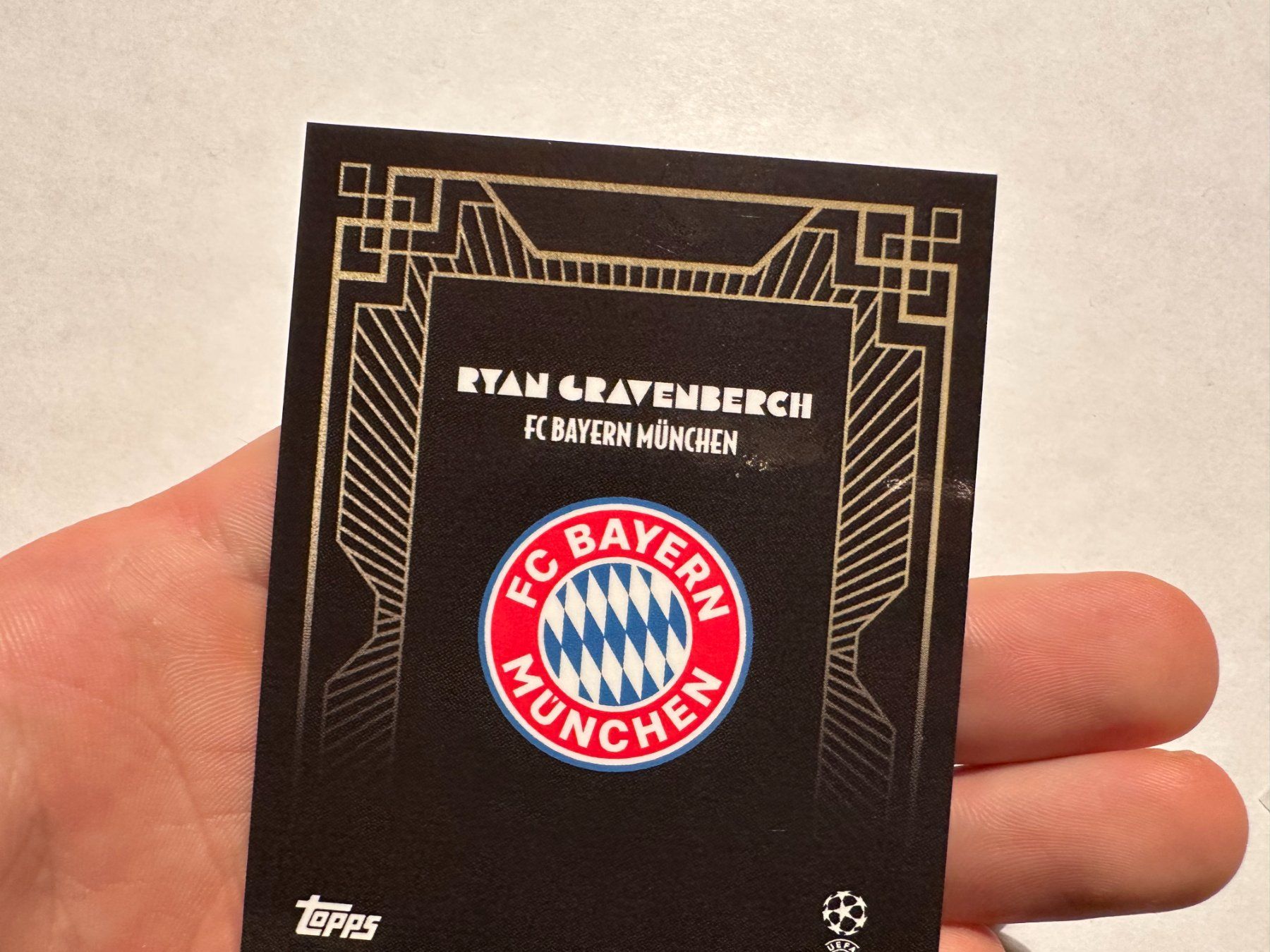Panini Carte collezionabili: 2022 Topps Deco Ryan Gravenberch on card Auto – Usato da Hagendorn venduto da Pokecollectorch 5