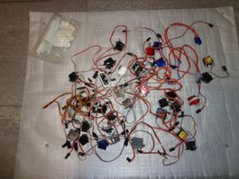 gute 30 kleine servos