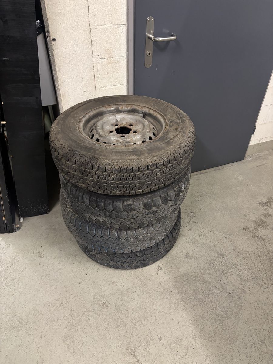 Pneumatici & Ruote complete: Räder Vw T3 – Usato da Regensdorf venduto da DK2000
