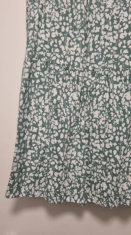 Robes: Fließendes Sommerkleid – D'occasion à Zürich par loo_nhk8 1