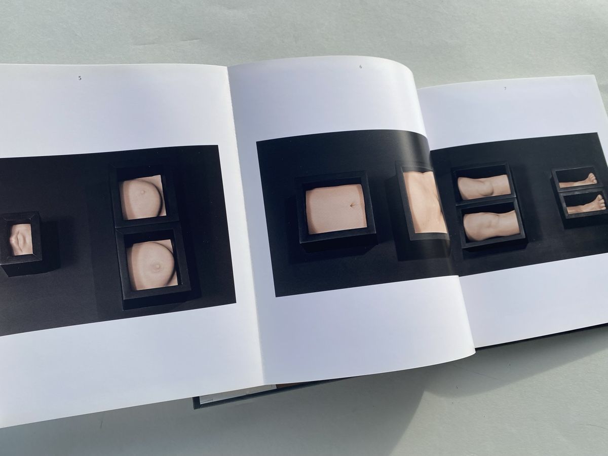Libri: Yoko Ono "touch me" Kunstbuch / Artbook – Usato da Zürich venduto da Coffeetable88 3