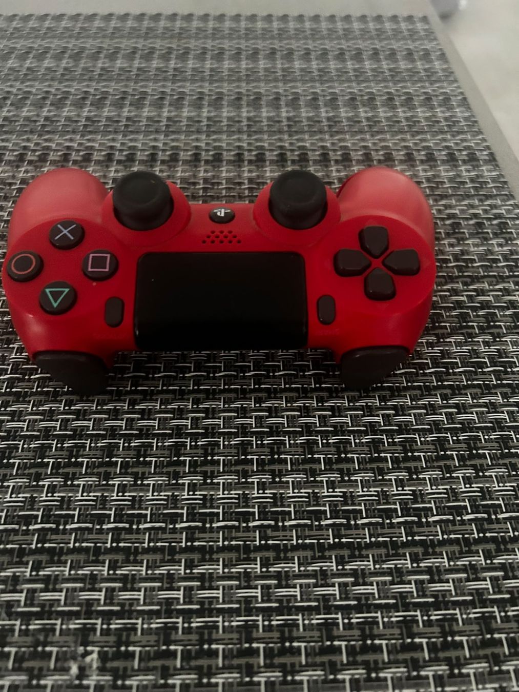 Sony Controller: Controller Sony DualShock 4 PS4 Rosso - Funzionante – Usato da Chiasso venduto da Sasy2001 3