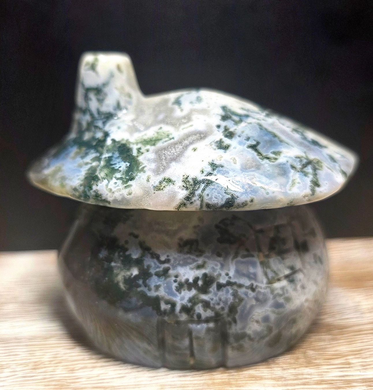 Minerali & Pietre curative: Moosachat Häuschen 370g – Nuovo e nell'imballaggio originale da Matzingen venduto da Shay_Crystalz