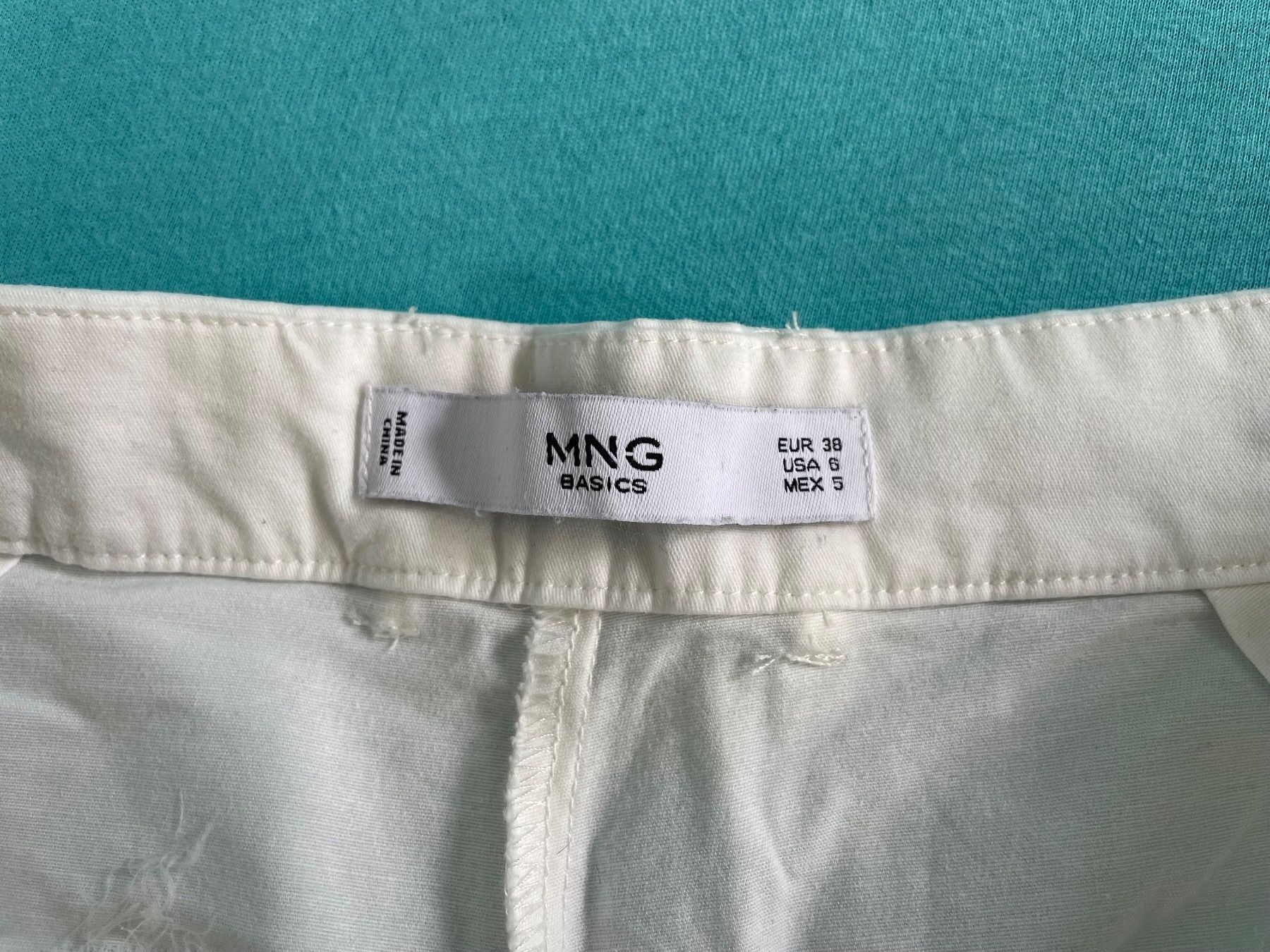 Mango Pantaloni: Mango Shorts 3Stk. – Usato da Basel venduto da Robyn20 3
