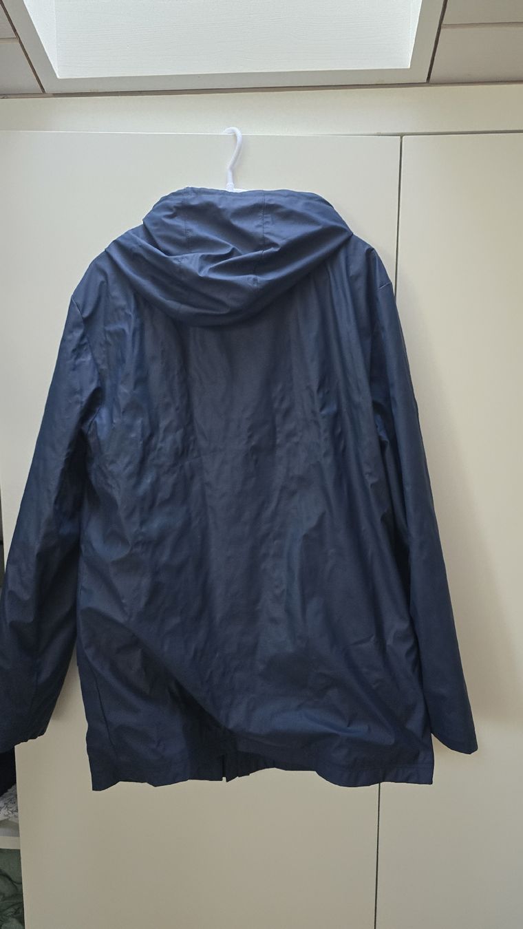 Vestes: Kanabeach Regenjacke – D'occasion à Hurden par mar_7ssf 1