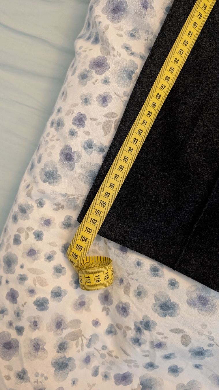 Uniqlo Hosen: Uniqlo pantalon – Neu (gemäss Beschreibung) aus La Conversion von deborah22 1