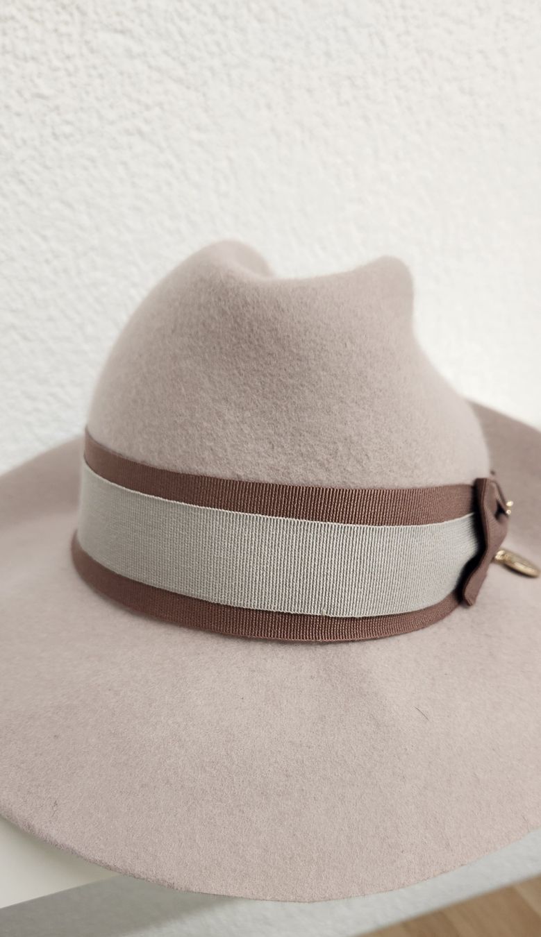 Copricapi, berretti & cappellini: Patrizia Pepe Hut Gr.S NEU! – Nuovo e nell'imballaggio originale da Wollerau venduto da CH8832 2