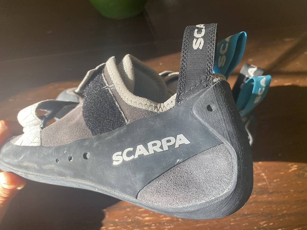 Chaussures hommes: Chaussons escalade 41.5 SCARPA – Neuf avec emballage d'origine à Lausanne par Mikael_Druid 3