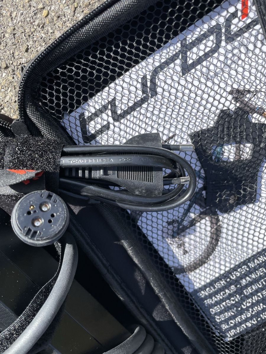 Specialized Caricabatterie: Specialized E-Bike Ladegerät mit originalem Case – Nuovo (secondo la descrizione) da Häuslenen venduto da jus_h7xt 1
