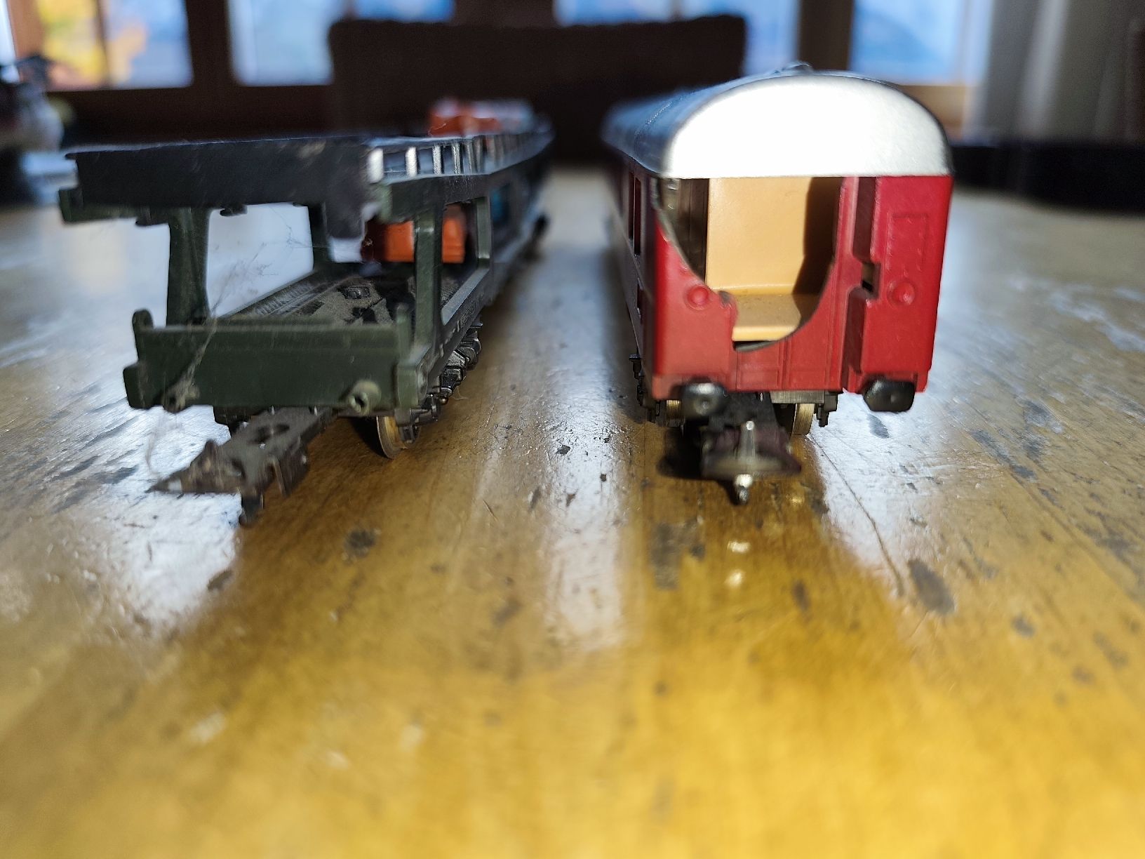 Lima Modellini di ferrovie: Modelleisenbahn-Waggons – Usato da Brienzwiler venduto da Nytt-och-Bytt 5