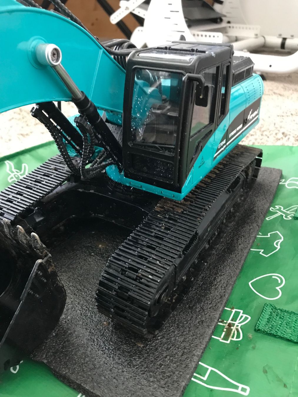 Amewi RC Modellbau: Amewi G704E Vollmetall Bagger – Gebraucht aus Bertschikon Gossau von man_9r9m 2