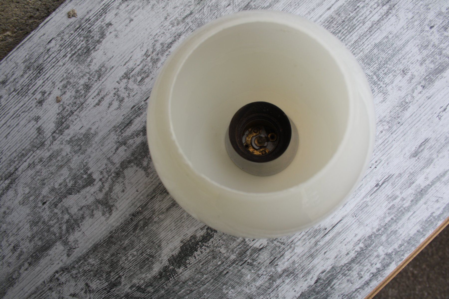 Lampade: ALTE LAMPE KUGELLAMPE – Usato da Wauwil venduto da Pneuedy 2