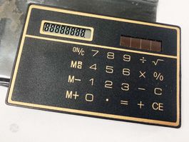 Vintage Solar Taschenrechner im Kreditkartenformat 80s 90s