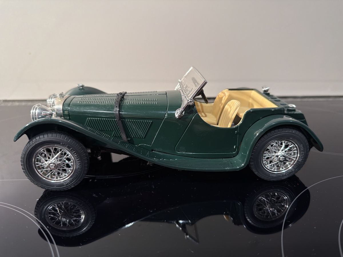 Bburago Modellini d'auto: Jaguar 100 SS - 1/18 - Bburago – Usato da Wolfwil venduto da Rolex1 1