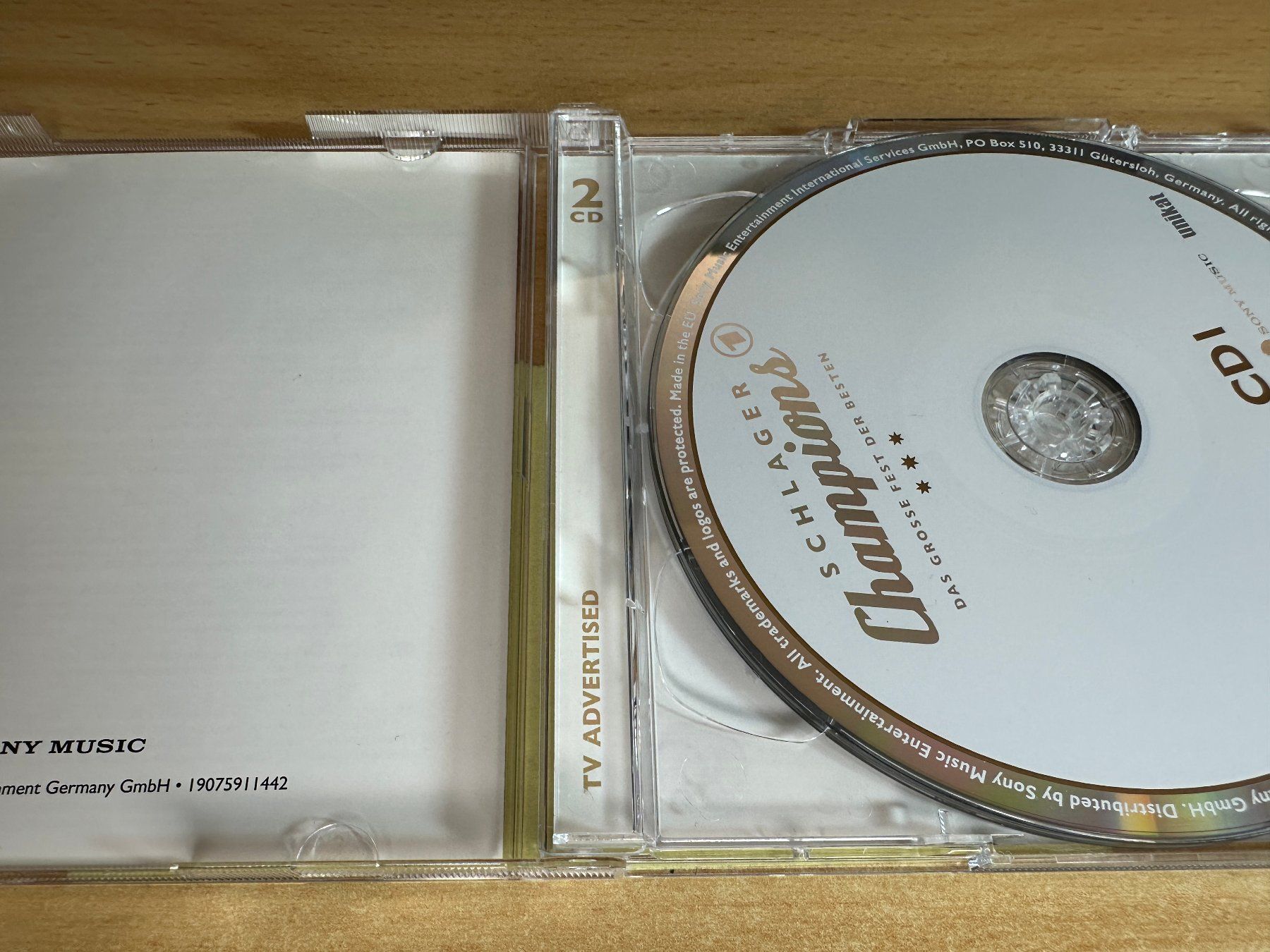 CD: L2 Various – Schlager Champions 2019 - 2 CD – Usato da Rikon im Tösstal venduto da Alpenmutz 2